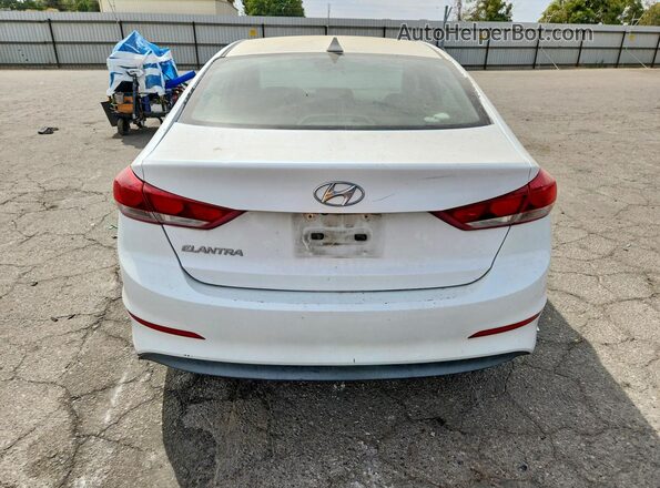 5NPD84LF2JH318210 2018 HYUNDAI ELANTRA White Widok z tyłu