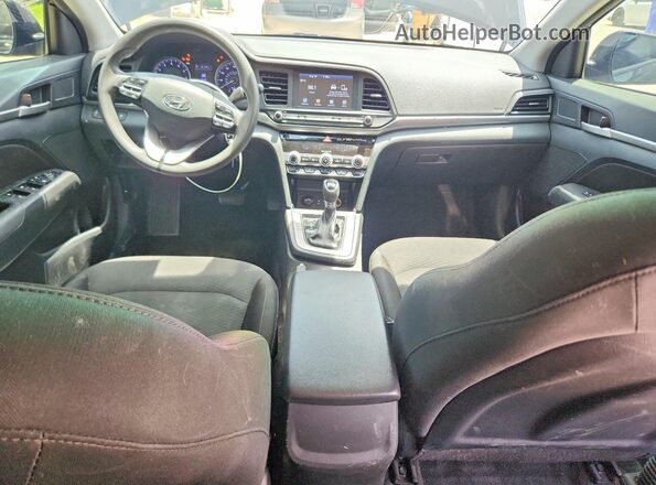 5NPD84LF2LH541947 2020 HYUNDAI ELANTRA Черный Вид панели приборов