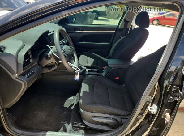 5NPD84LF2LH541947 2020 HYUNDAI ELANTRA Черный Вид салона спереди