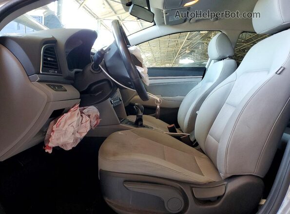 5NPD84LF3HH084122 2017 HYUNDAI ELANTRA Silver Vista interior delantera