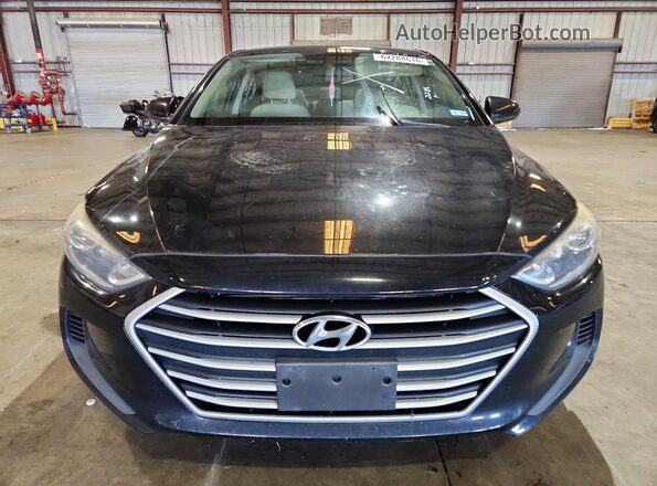 5NPD84LF4JH263677 2018 HYUNDAI ELANTRA Черный Вид спереди