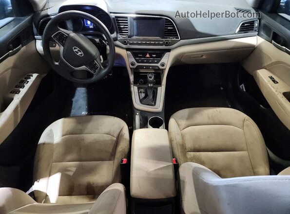5NPD84LF4JH263677 2018 HYUNDAI ELANTRA Черный Вид панели приборов