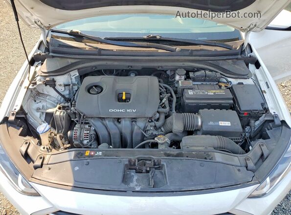 5NPD84LF5HH187672 2017 HYUNDAI ELANTRA White უკანა სალონის ხედი