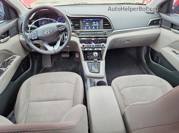 5NPD84LF5LH569435 2020 HYUNDAI ELANTRA Red Widok deski rozdzielczej
