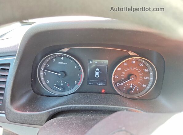 5NPD84LF6JH259419 2018 HYUNDAI ELANTRA Red ხელსაწყოთა პანელის ხედი