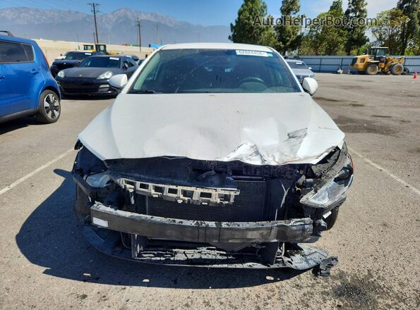 5NPD84LF6JH277466 2018 HYUNDAI ELANTRA White Դիմացի տեսք