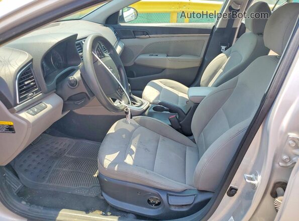 5NPD84LF6JH325113 2018 HYUNDAI ELANTRA Silver წინა სალონის ხედი