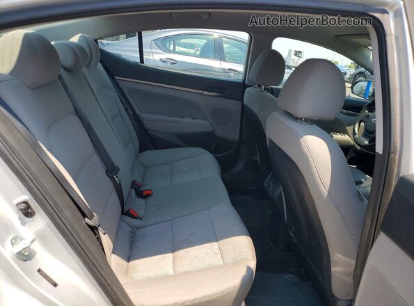 5NPD84LF6JH325113 2018 HYUNDAI ELANTRA Silver უკანა სავარძლების ხედი