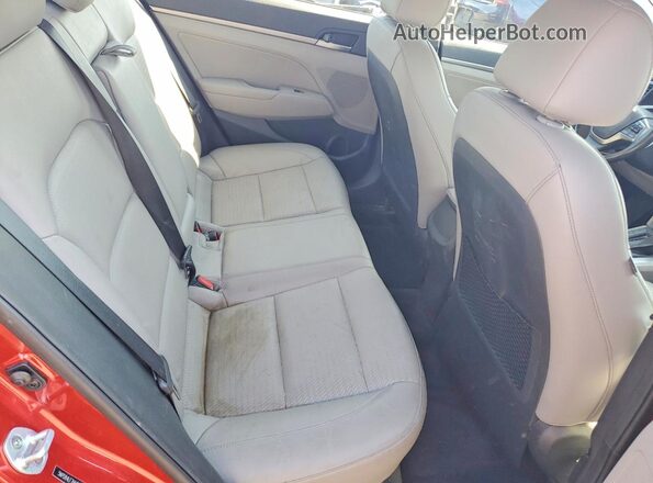 5NPD84LF7HH061670 2017 HYUNDAI ELANTRA Red Вид задніх сидінь