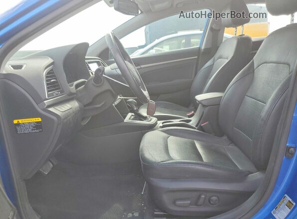 5NPD84LF7HH070384 2017 HYUNDAI ELANTRA Синий Вид салона спереди