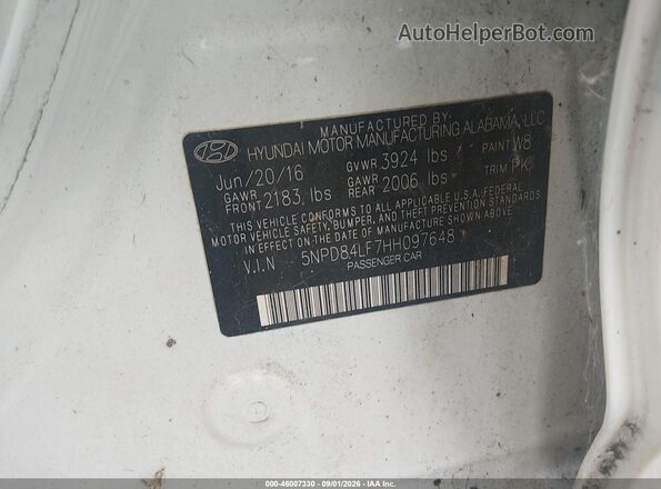 5NPD84LF7HH097648 2017 HYUNDAI ELANTRA White ძრავის განყოფილების ხედი