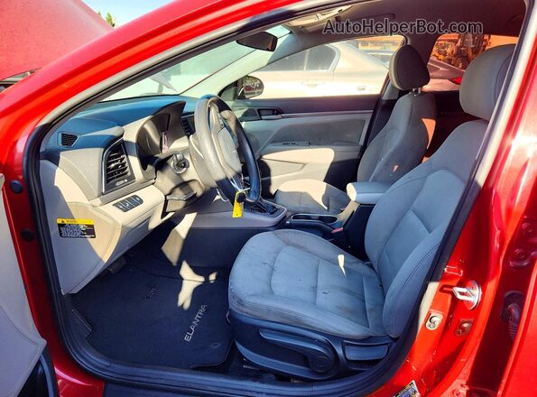 5NPD84LF7JH221696 2018 HYUNDAI ELANTRA Red წინა სალონის ხედი
