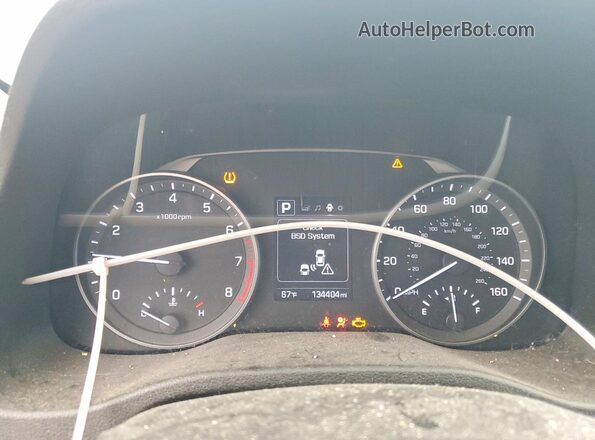 5NPD84LF7JH290811 2018 HYUNDAI ELANTRA White ხელსაწყოთა პანელის ხედი