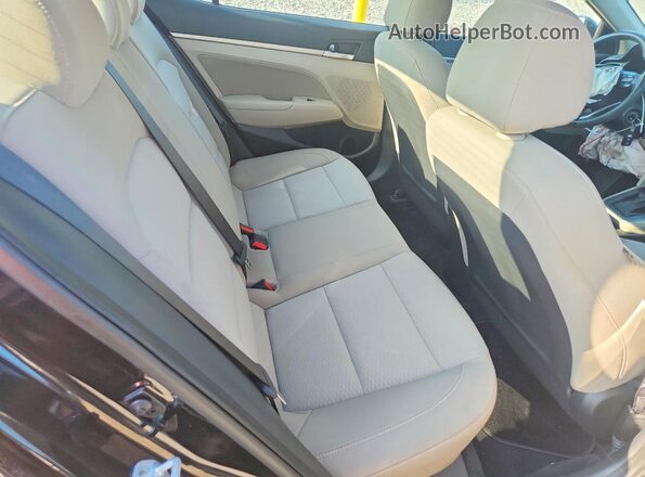 5NPD84LF7KH428753 2019 HYUNDAI ELANTRA Black Widok tylnych siedzeń
