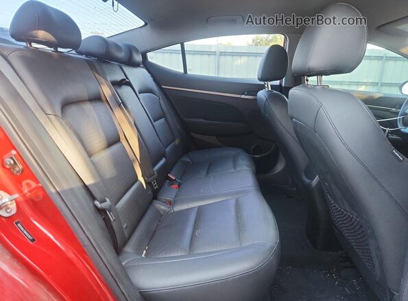 5NPD84LF8HH107877 2017 HYUNDAI ELANTRA Red Հետևի նստատեղերի տեսք