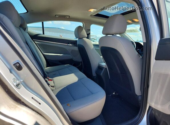 5NPD84LF8JH344052 2018 HYUNDAI ELANTRA Silver Rear seats view