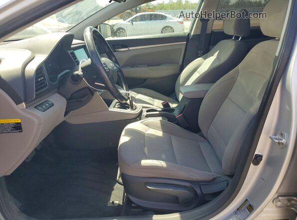 5NPD84LF8KH417325 2019 HYUNDAI ELANTRA Silver წინა სალონის ხედი