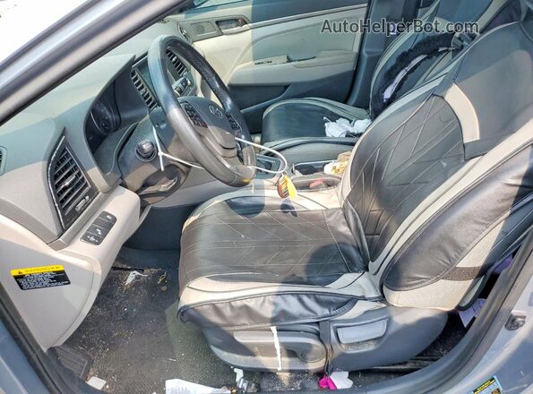 5NPD84LF9HH083489 2017 HYUNDAI ELANTRA Серый Вид салона спереди