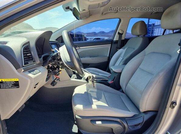 5NPD84LF9JH250035 2018 HYUNDAI ELANTRA Gray Սալոնի դիմացի տեսք