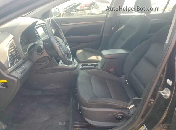 5NPD84LF9JH287621 2018 HYUNDAI ELANTRA Black Widok wnętrza z przodu