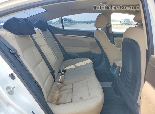 5NPD84LF9JH344500 2018 HYUNDAI ELANTRA White Вид задніх сидінь