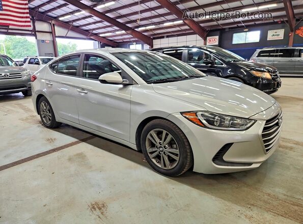 5NPD84LF9JH366870 2018 HYUNDAI ELANTRA Silver Front view