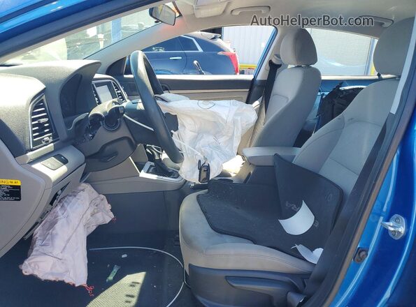 5NPD84LFXHH139262 2017 HYUNDAI ELANTRA Blue Вид салону спереду