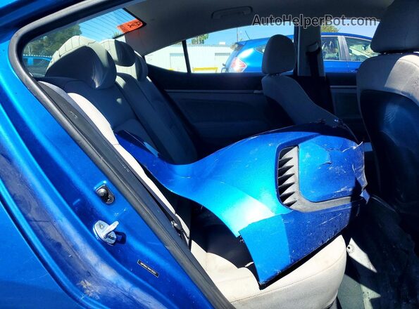 5NPD84LFXHH139262 2017 HYUNDAI ELANTRA Blue Вид задніх сидінь