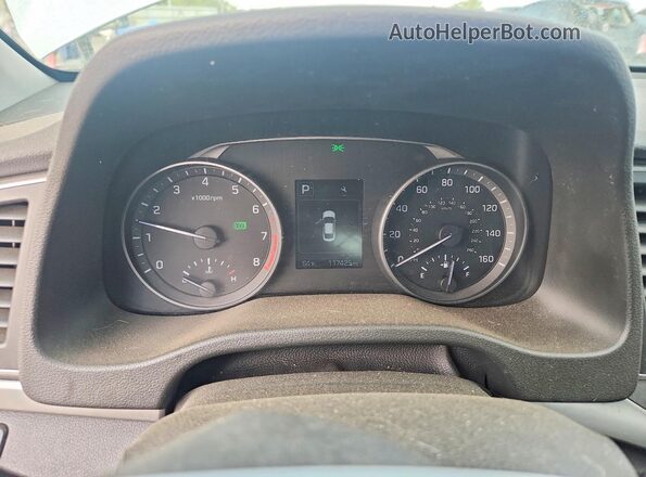 5NPD84LFXJH240758 2018 HYUNDAI ELANTRA Silver ხელსაწყოთა პანელის ხედი