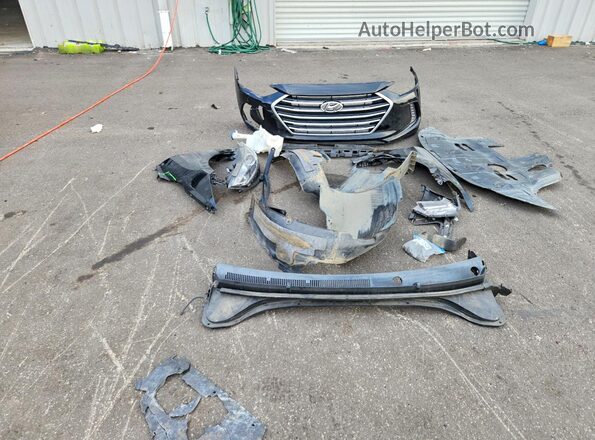 5NPD84LFXJH299096 2018 HYUNDAI ELANTRA Black Вид підкапотного простору