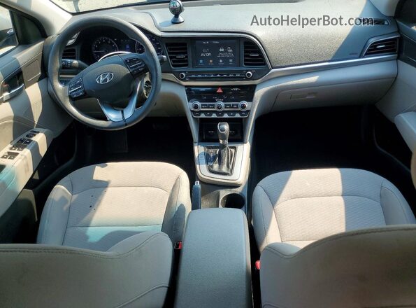 5NPD84LFXLH561511 2020 HYUNDAI ELANTRA Серебряный Вид панели приборов