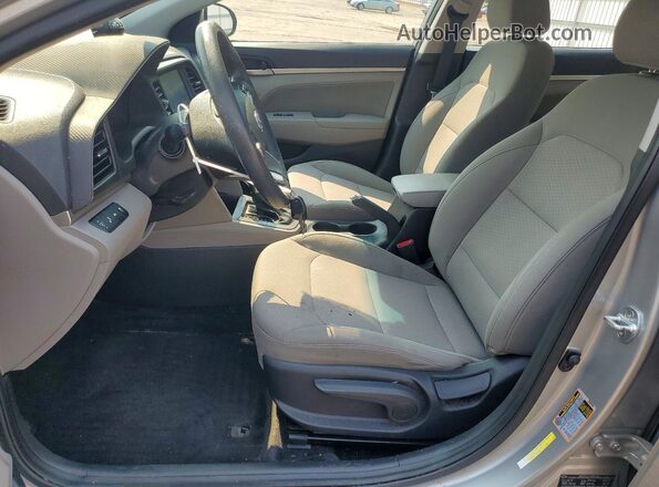5NPD84LFXLH561511 2020 HYUNDAI ELANTRA Серебряный Вид салона спереди