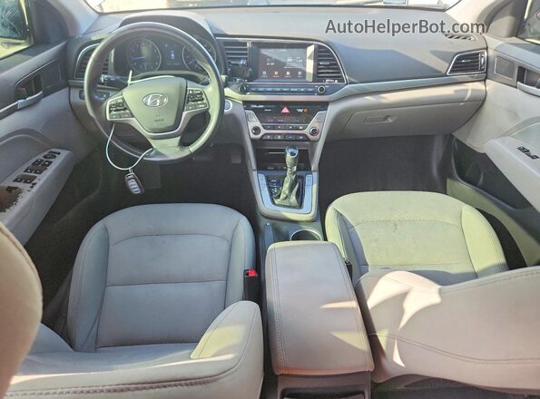 5NPD94LAXHH090470 2017 HYUNDAI ELANTRA White Dashboard view