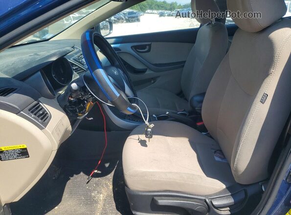 5NPDH4AE0GH711075 2016 HYUNDAI ELANTRA Blue წინა სალონის ხედი