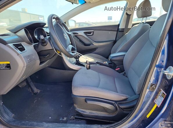 5NPDH4AE1GH704782 2016 HYUNDAI ELANTRA Blue Вид салону спереду