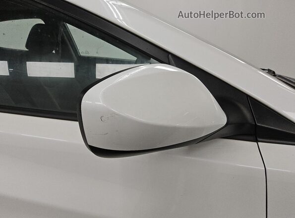 5NPDH4AE1GH728449 2016 HYUNDAI ELANTRA White 