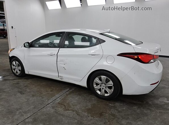 5NPDH4AE1GH728449 2016 HYUNDAI ELANTRA White 