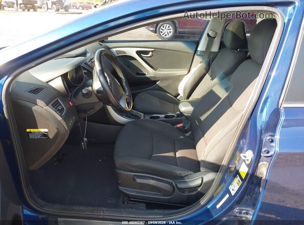 5NPDH4AE1GH729410 2016 HYUNDAI ELANTRA Blue Вид салону спереду