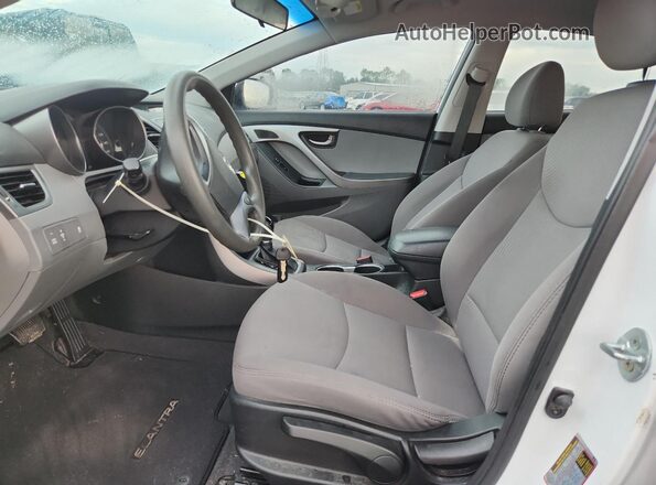 5NPDH4AE1GH780499 2016 HYUNDAI ELANTRA White წინა სალონის ხედი