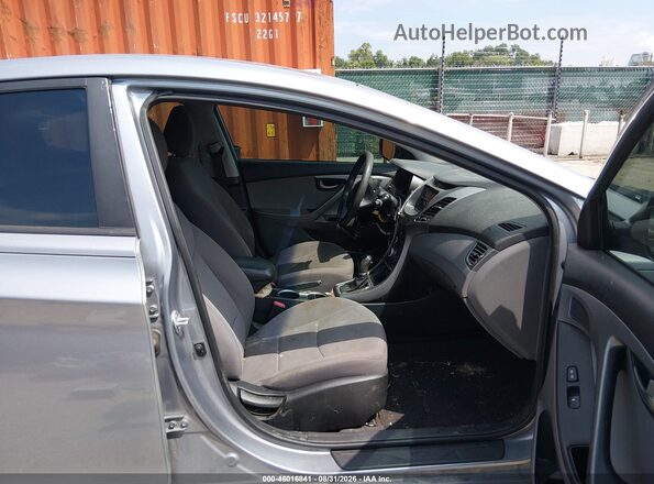5NPDH4AE2GH742344 2016 HYUNDAI ELANTRA Gray Вид салону спереду