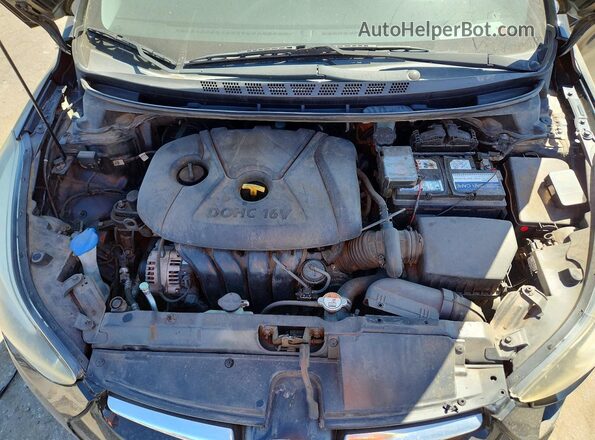 5NPDH4AE2GH786425 2016 HYUNDAI ELANTRA Black Widok wnętrza z tyłu