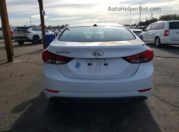 5NPDH4AE3GH656587 2016 HYUNDAI ELANTRA White Widok z tyłu