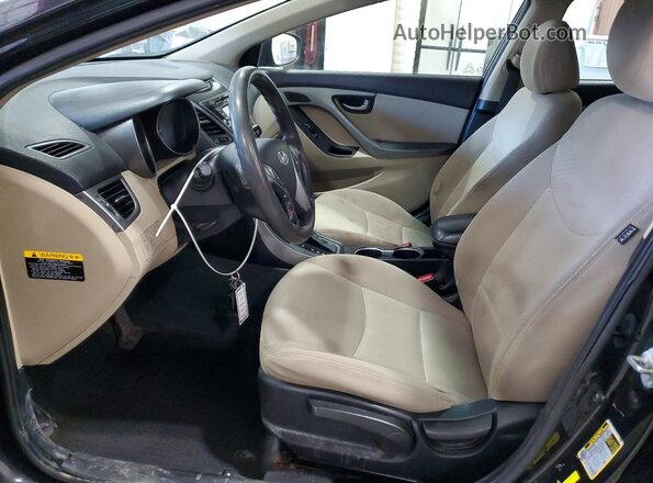 5NPDH4AE3GH670845 2016 HYUNDAI ELANTRA Black Front interior view
