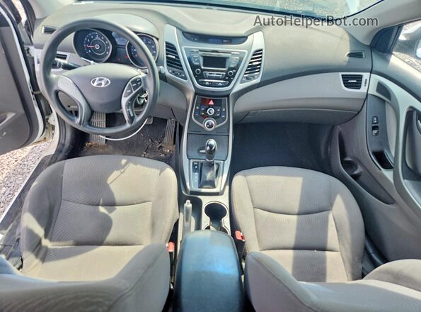 5NPDH4AE3GH701544 2016 HYUNDAI ELANTRA White Dashboard view
