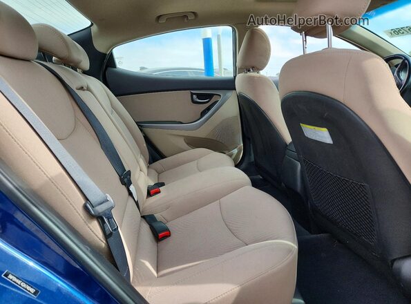 5NPDH4AE4GH740482 2016 HYUNDAI ELANTRA Blue Հետևի նստատեղերի տեսք