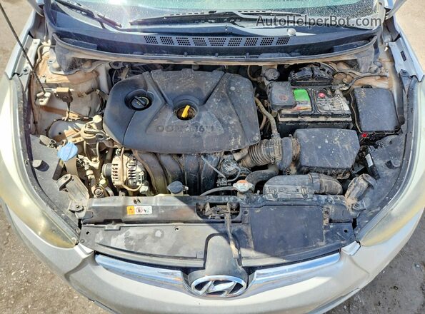 5NPDH4AE5GH666389 2016 HYUNDAI ELANTRA Silver Սալոնի հետևի տեսք