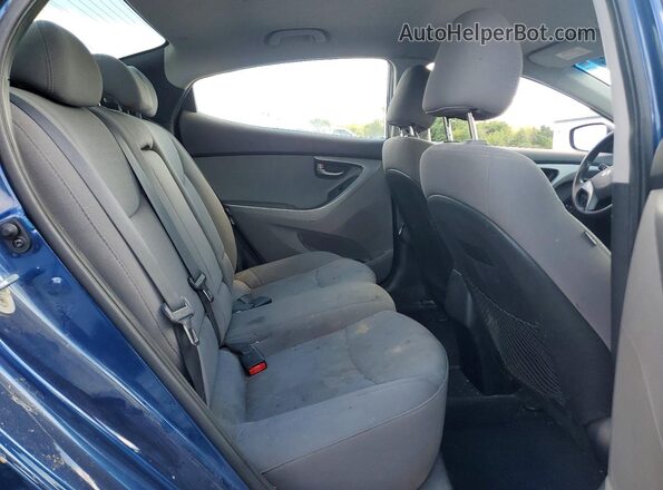 5NPDH4AE6GH719777 2016 HYUNDAI ELANTRA Blue Widok tylnych siedzeń
