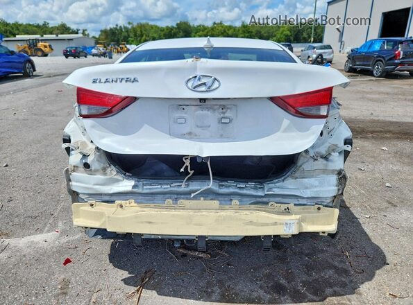 5NPDH4AE8GH755471 2016 HYUNDAI ELANTRA White Rear view