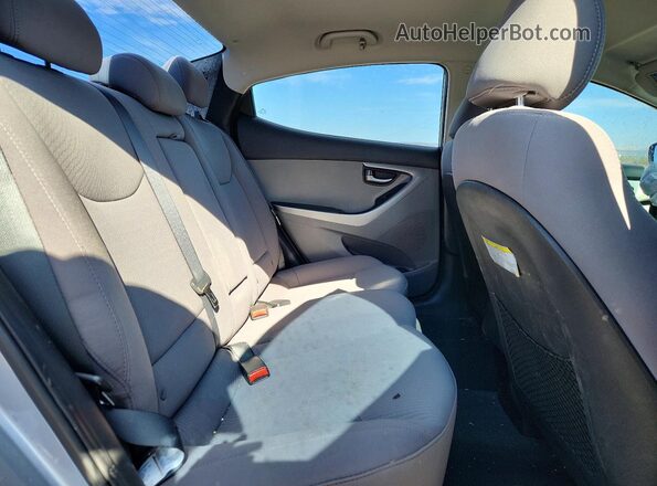 5NPDH4AE9GH694485 2016 HYUNDAI ELANTRA Silver Հետևի նստատեղերի տեսք