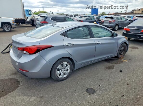 5NPDH4AE9GH734127 2016 HYUNDAI ELANTRA Серебряный Задняя правая четверть